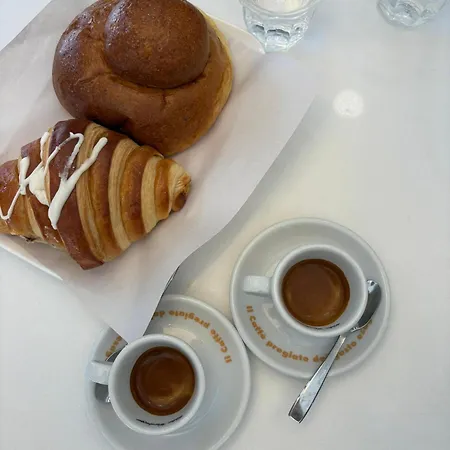 323 Cilea Отель типа 